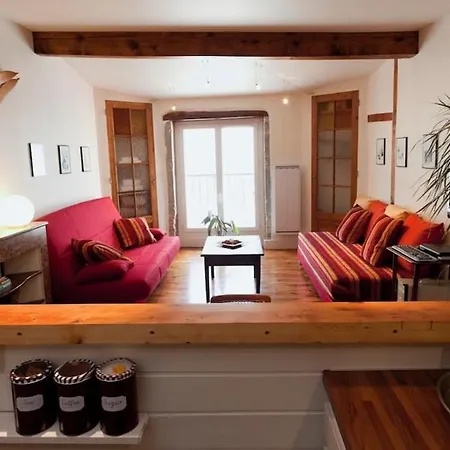 Historic Centre Studio, St-andré&bastille View! Appartement *